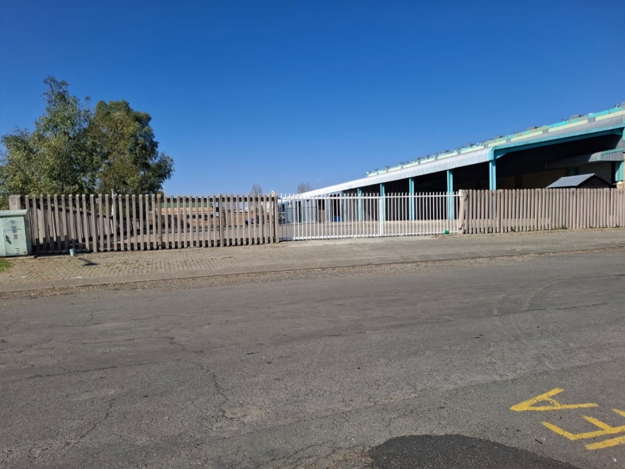 To Let Commercial Property for Rent in Oos Einde Free State